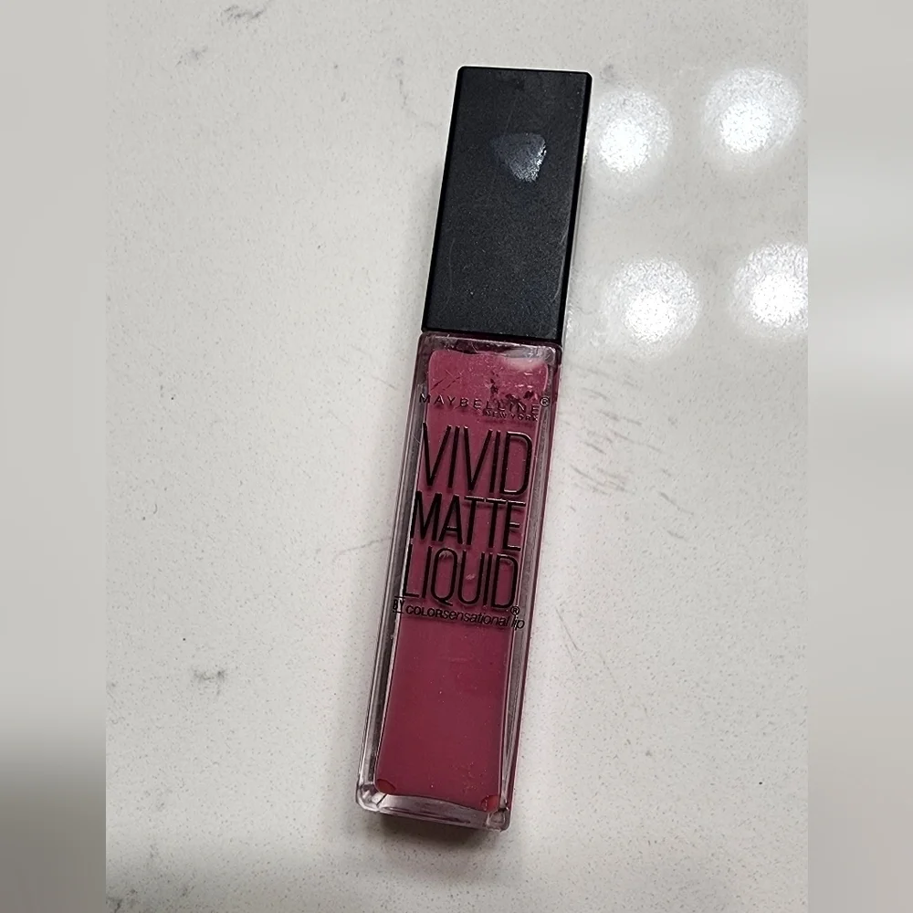 Maybelline New York Color Sensational Vivid Matte Liquid Twisted Tulip Euc